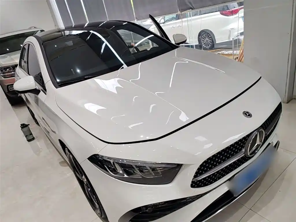 Mercedes-Benz A-Class 2023 — фото 4