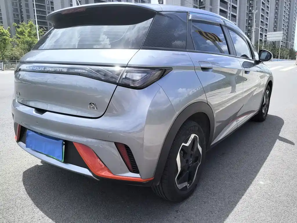 BYD Dolphin 2022 — фото 12
