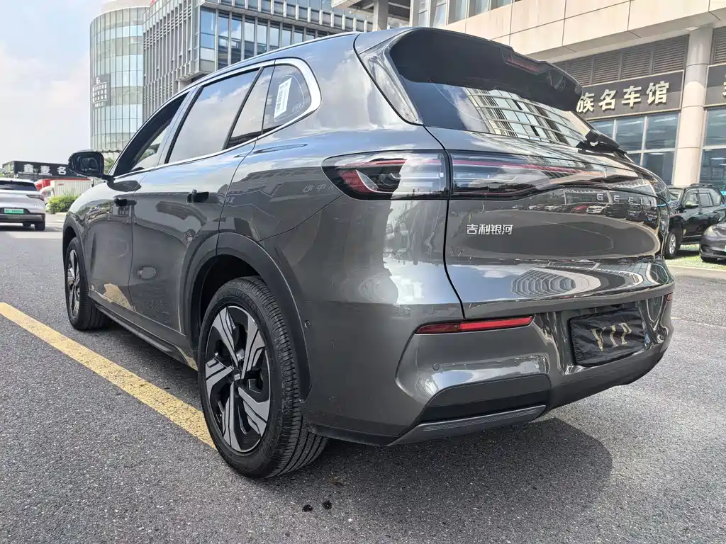 Geely Galaxy E5 2024 — фото 15