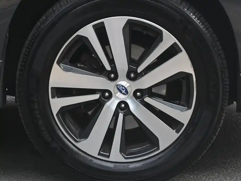 Subaru Outback 2019 — фото 46
