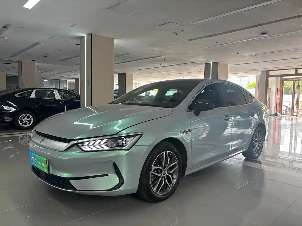 BYD Qin PLUS 2022 — фото 1