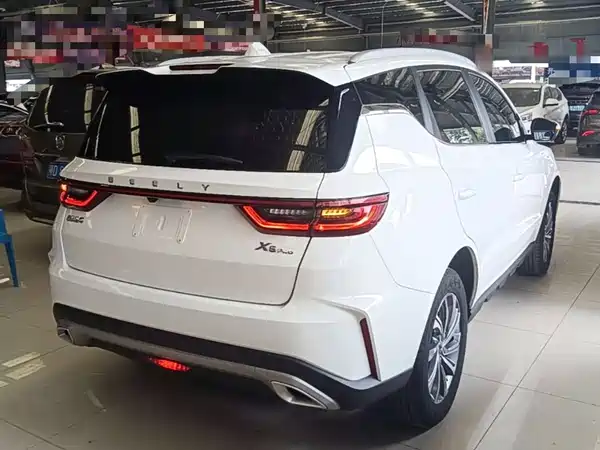 Geely Vision X6 2021