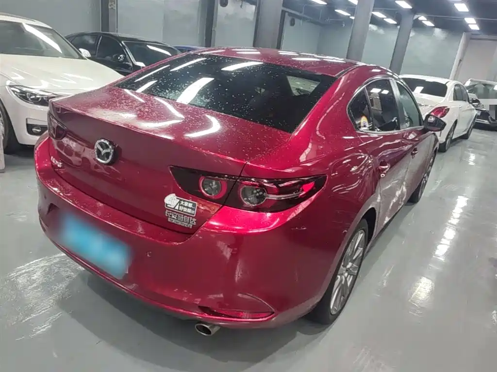 Mazda 3 Axela 2019 — фото 7