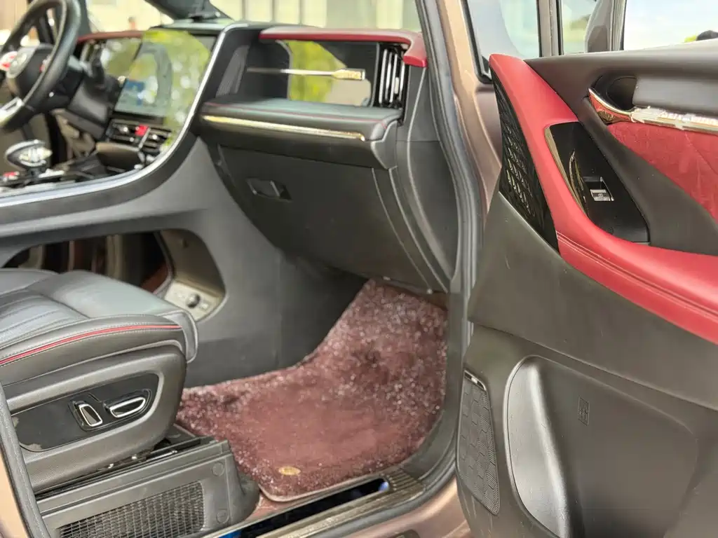 GAC Motor Trumpchi M8 2023 — фото 25