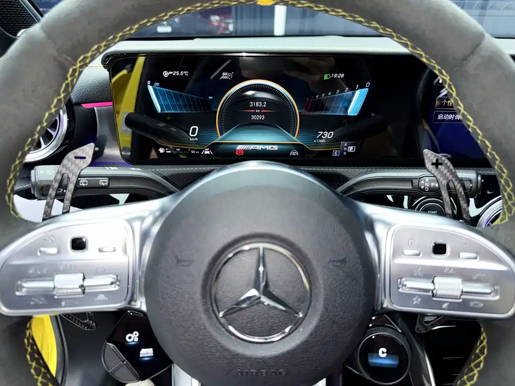 Mercedes-Benz A-Class AMG 2021 — фото 18