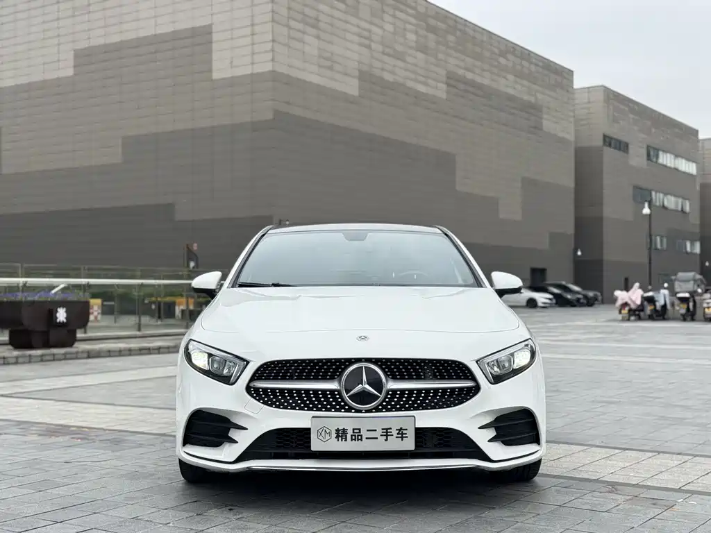 Mercedes-Benz A-Class 2022 — фото 2