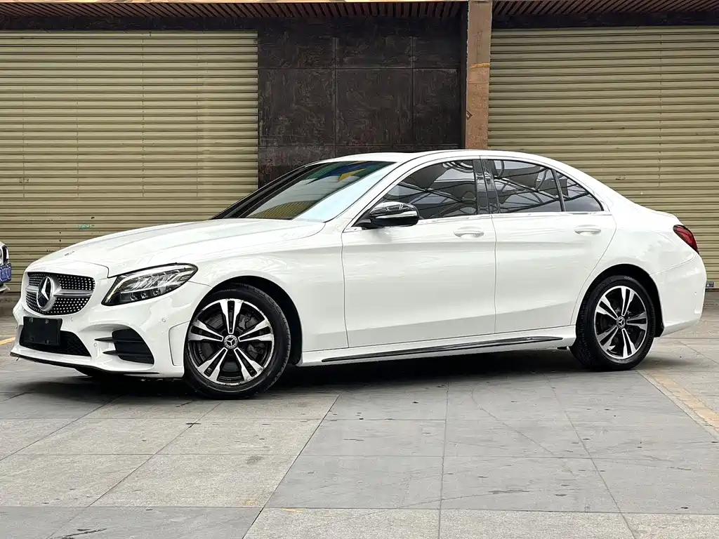 Mercedes-Benz C-Class 2019 — фото 1