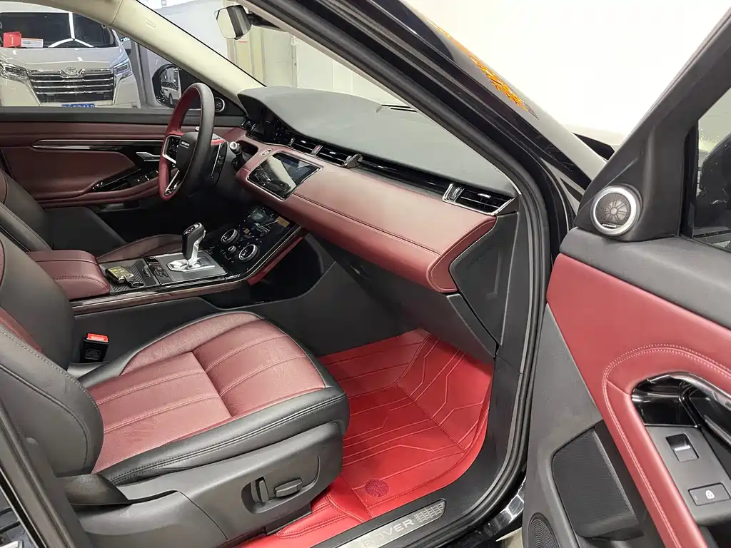 Land Rover Range Rover Evoque 2022 — фото 13