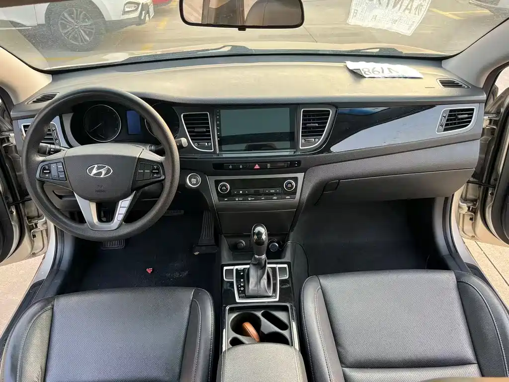 Hyundai Mistra 2014 — фото 6