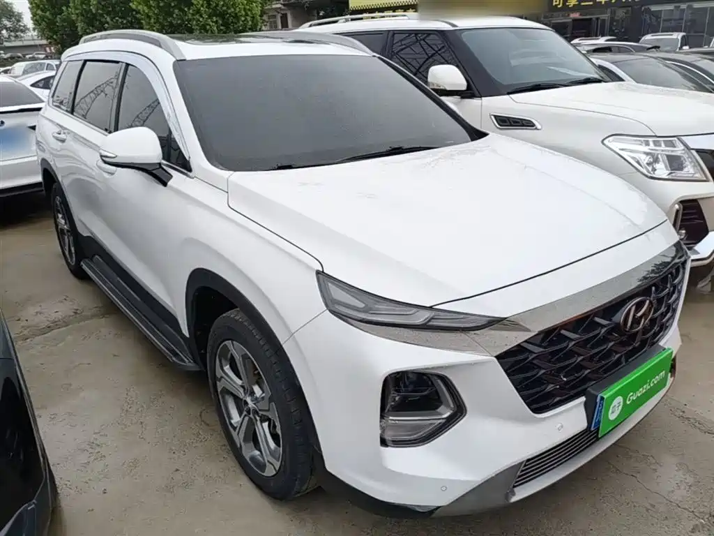 Hyundai Santa Fe 2023 — фото 4