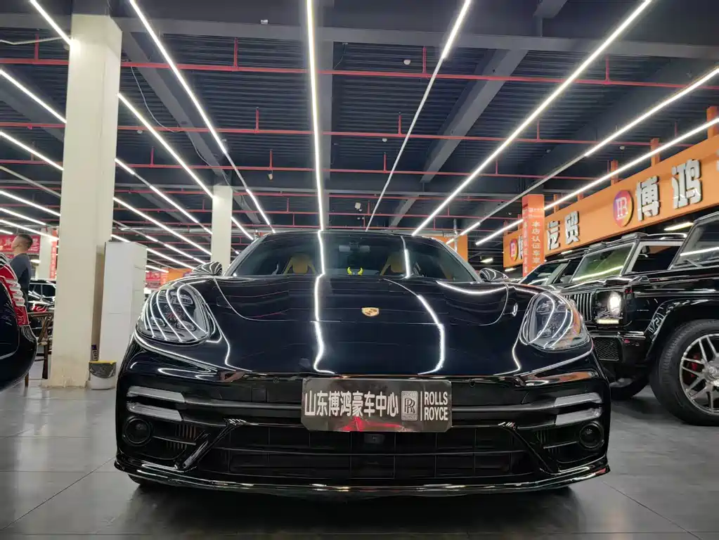 Porsche Panamera 2020 — фото 2