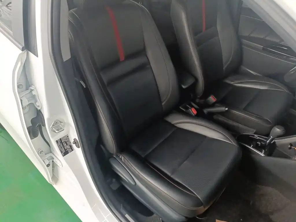 Toyota Yaris L 2019 — фото 25
