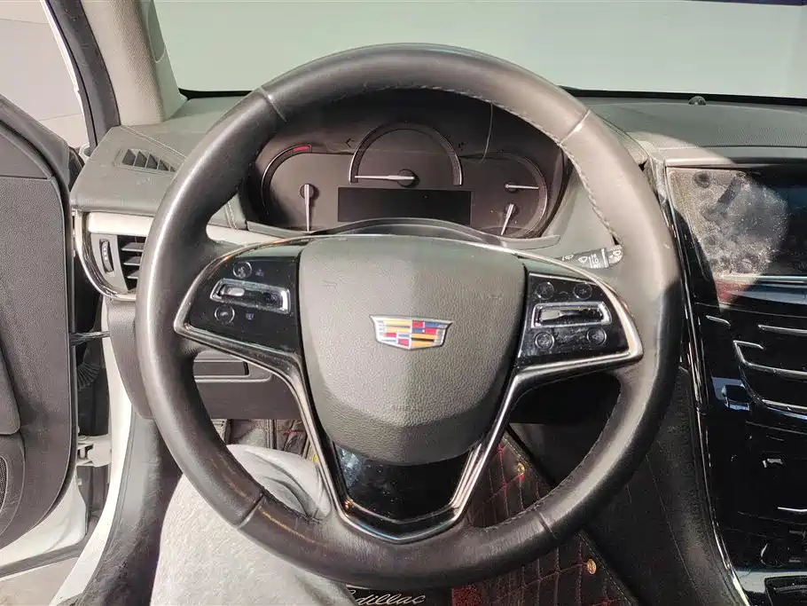 Cadillac ATS-L 2018 — фото 15