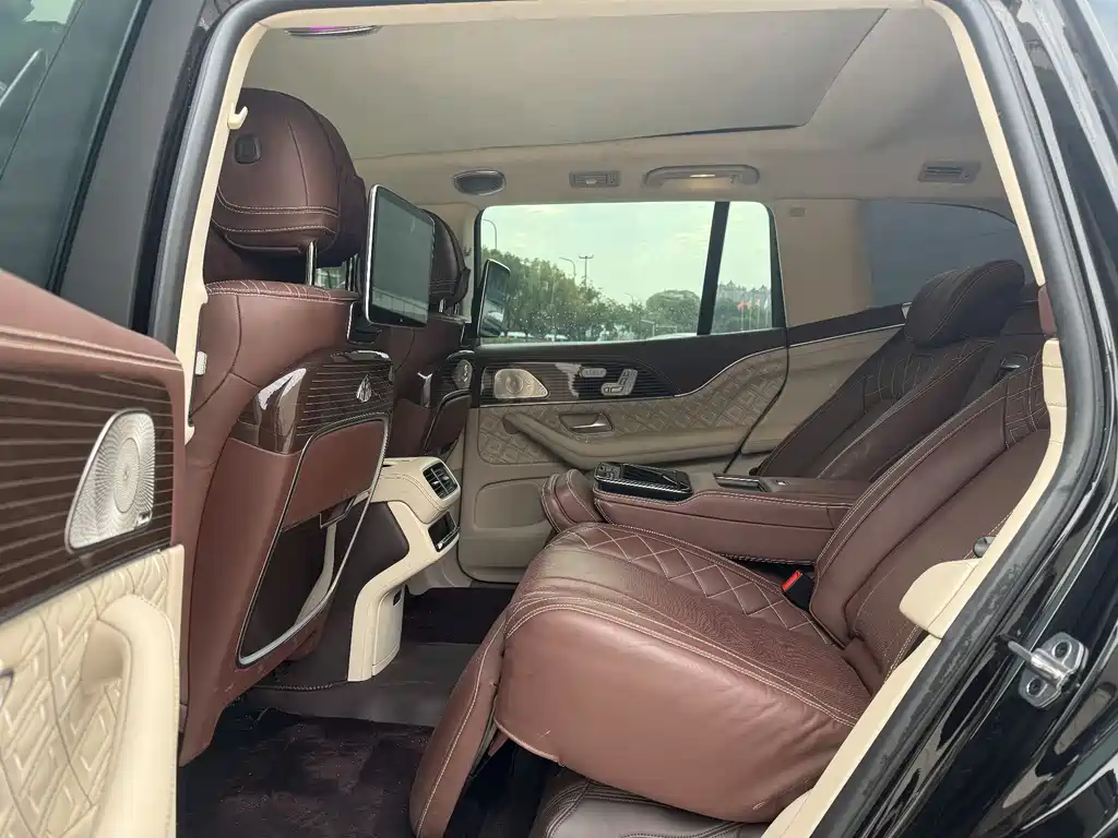 Mercedes-Benz GLS 2023 — фото 8