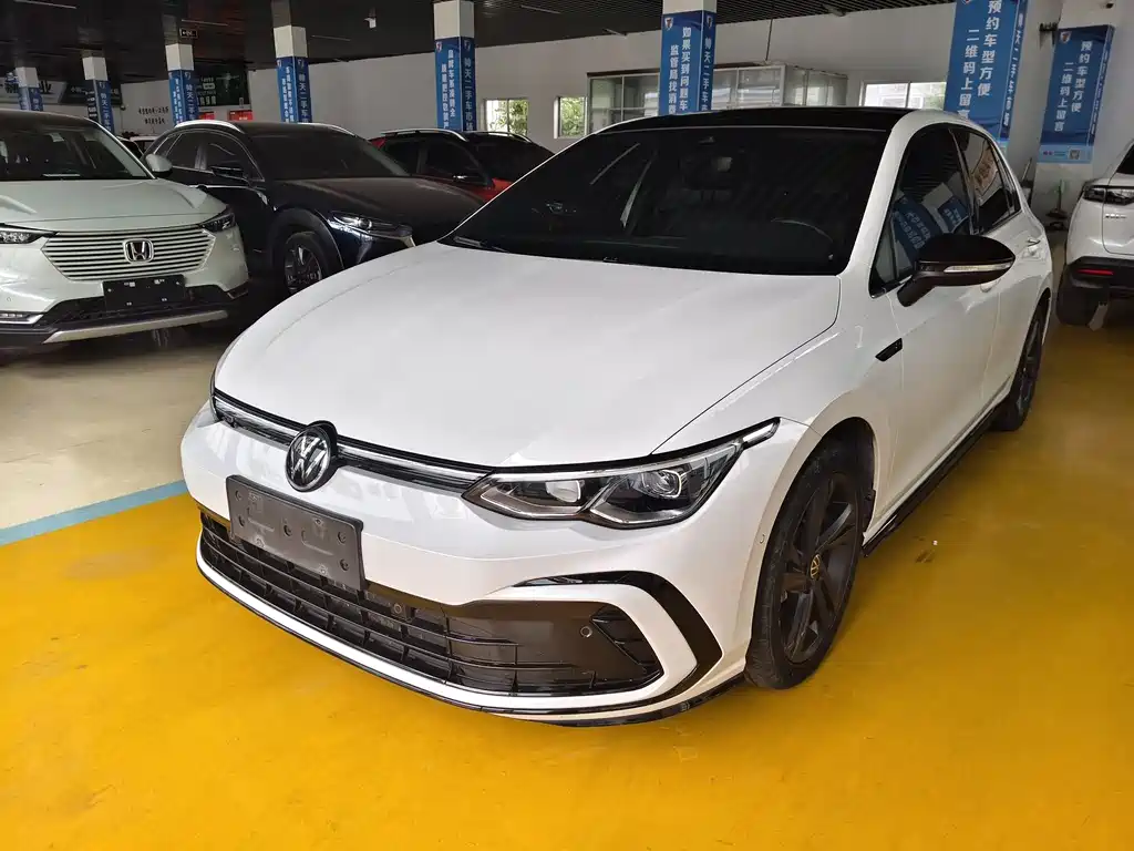 Volkswagen Golf 2022