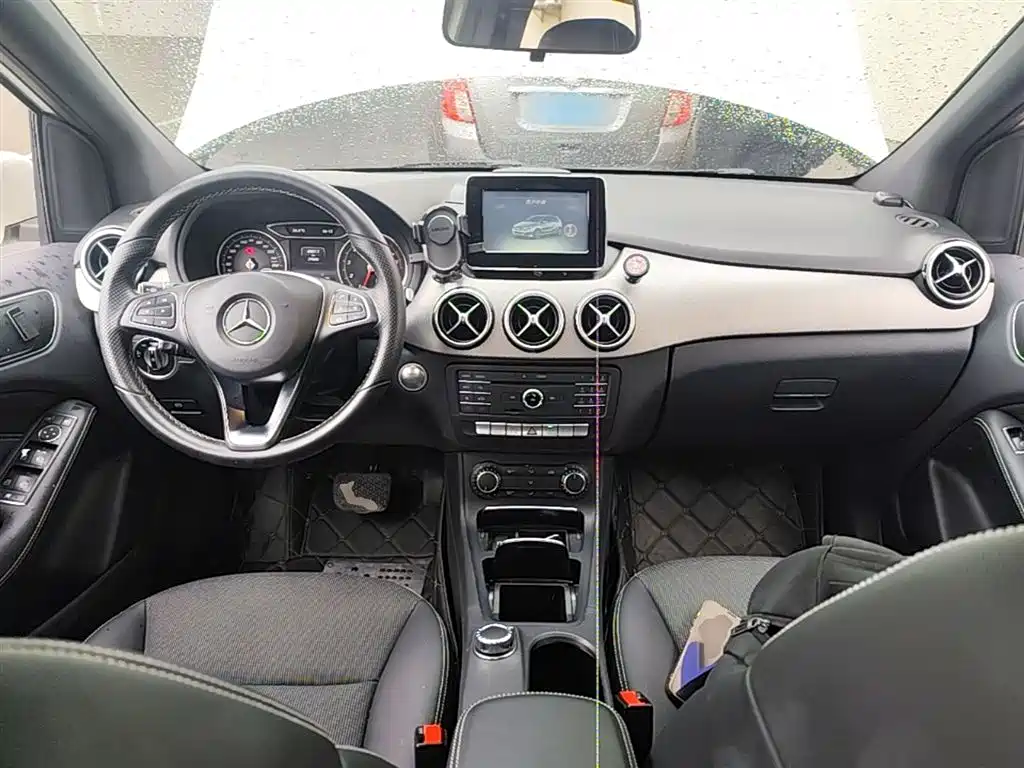 Mercedes-Benz B-Class 2015 — фото 10