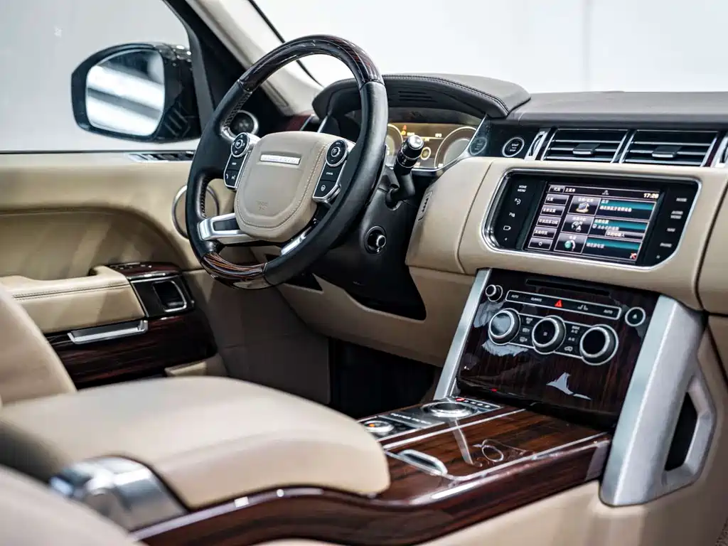 Land Rover Range Rover 2014 — фото 16
