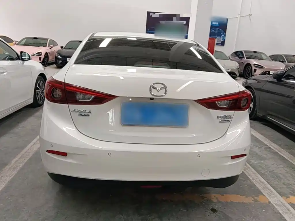 Mazda 3 Axela 2019
