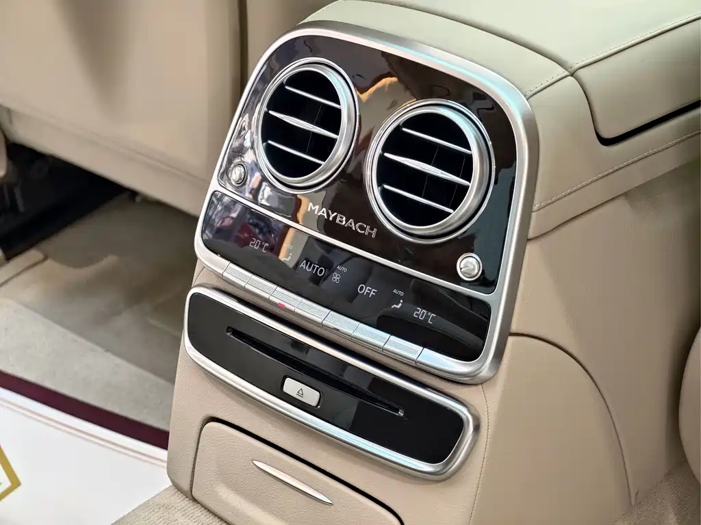 Mercedes-Benz Maybach S-Class 2019 — фото 13