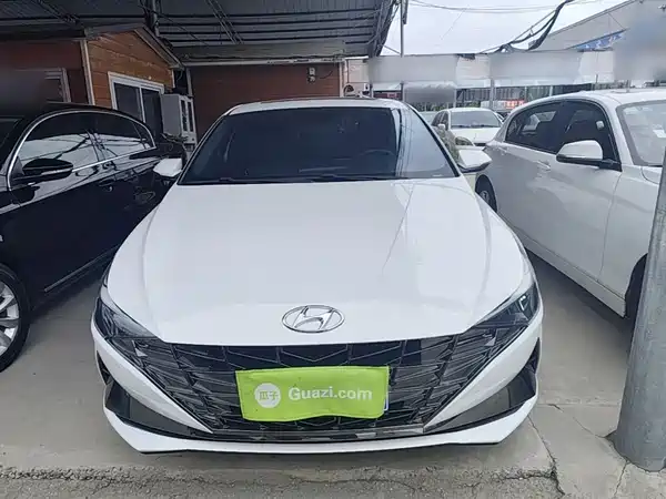 Hyundai Elantra 2021