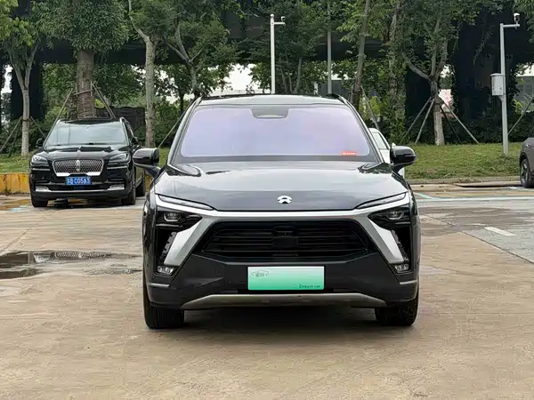 NIO ES8 2020