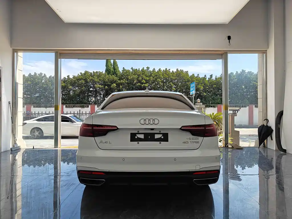 Audi A4L 2022