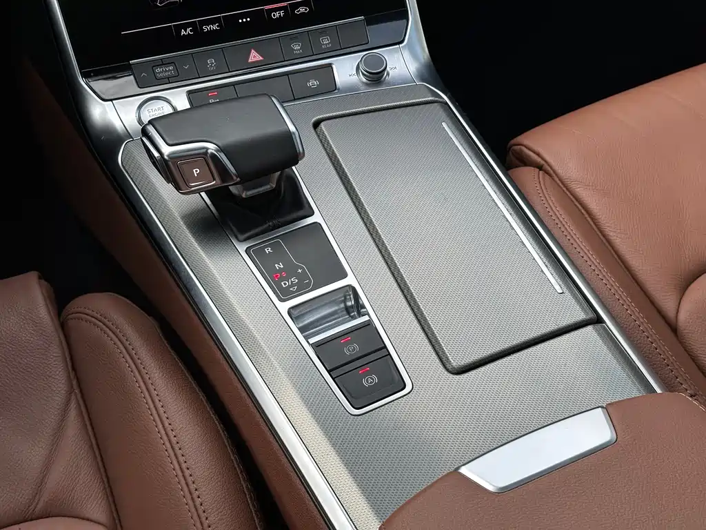Audi A6L 2020 — фото 17