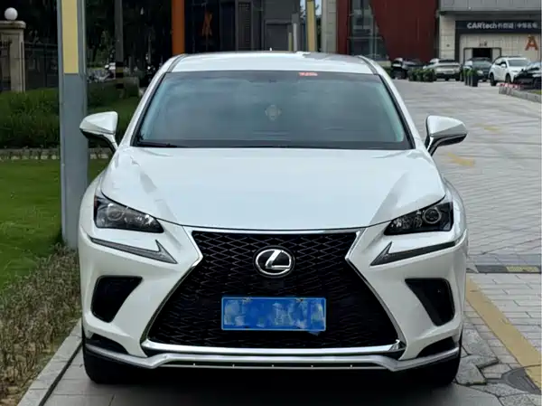 Lexus NX 2015