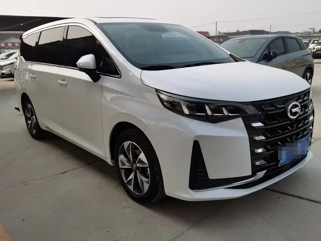 GAC Motor Trumpchi M6 2023 — фото 1