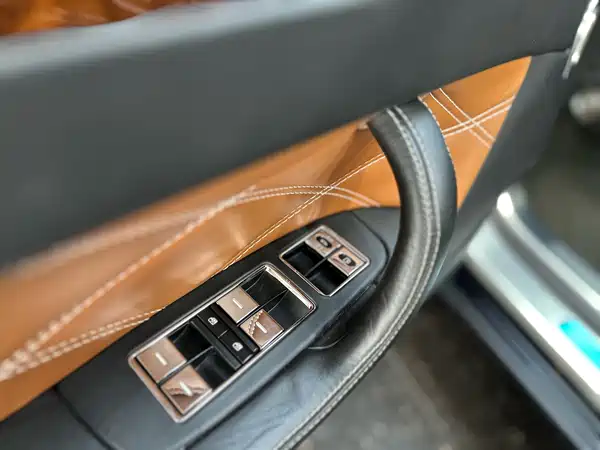 Bentley Flying Spur 2012