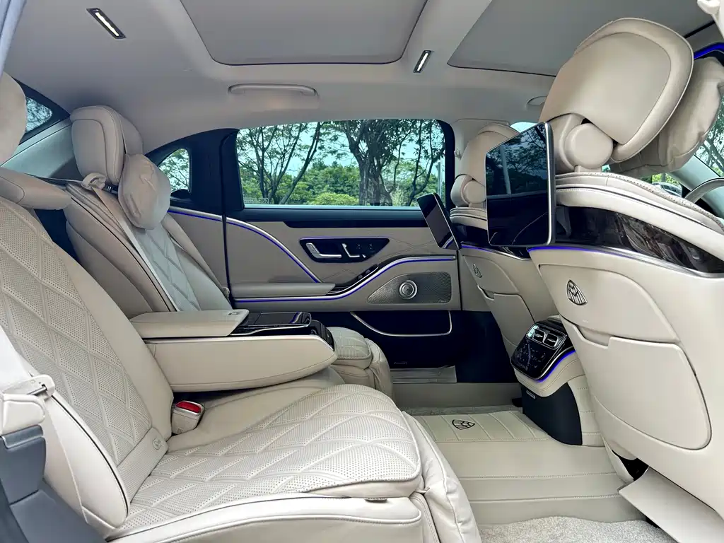Mercedes-Benz S-Class 2025 — фото 14