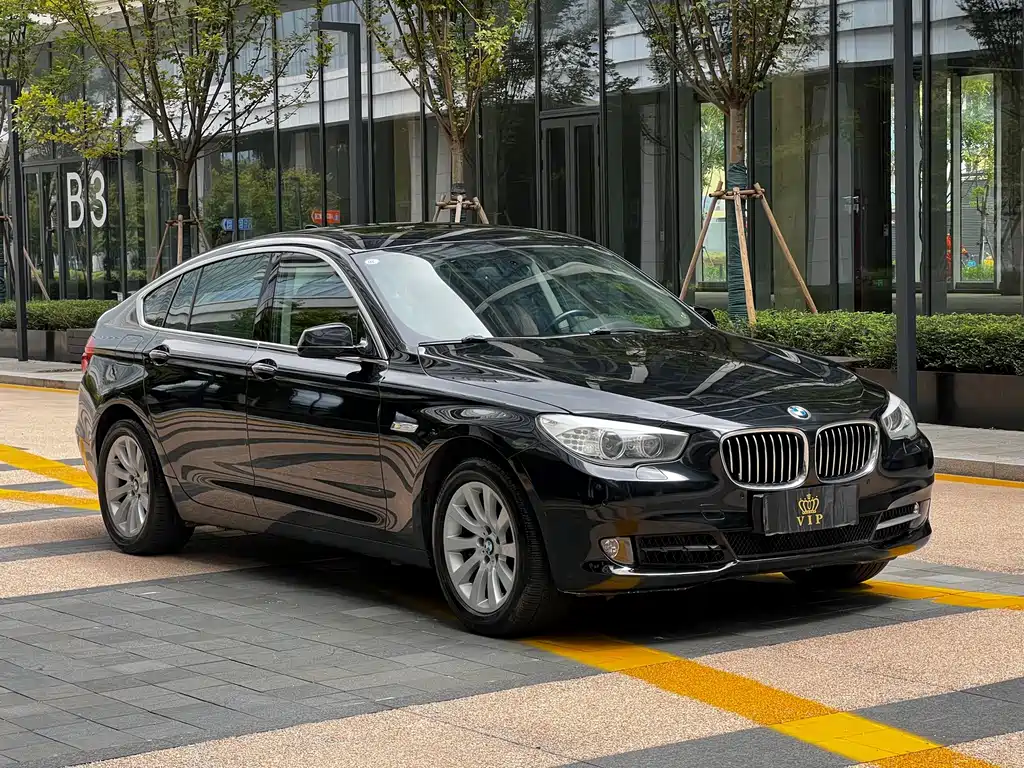 BMW 5 Series GT 2011 — фото 3