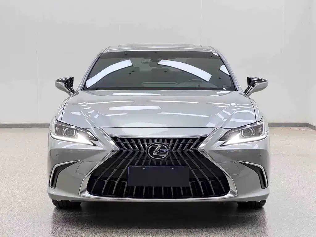Lexus ES 2022 — фото 2