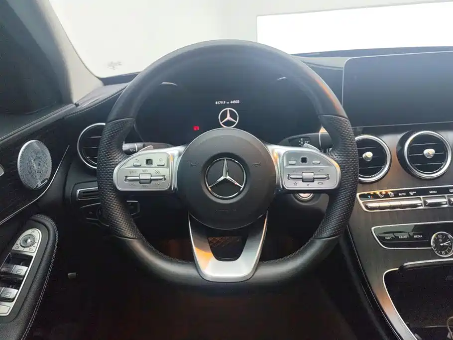 Mercedes-Benz C-Class 2021 — фото 15
