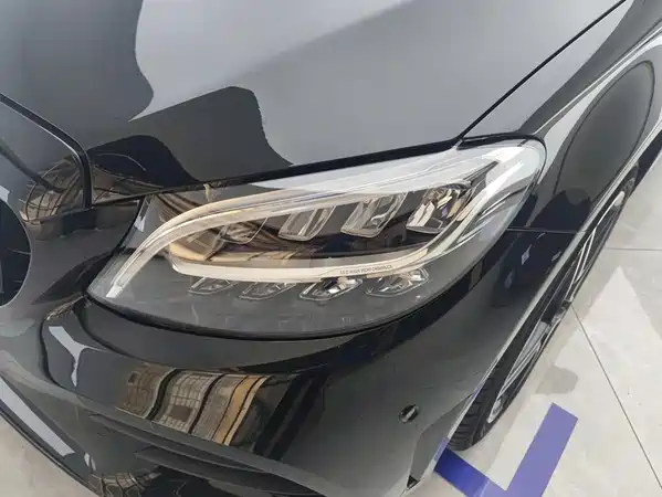 Mercedes-Benz C-Class 2021