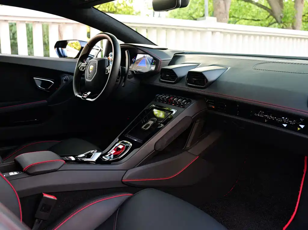 Lamborghini Huracán 2021 — фото 15
