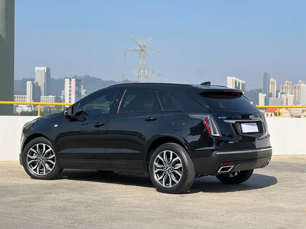 Cadillac XT5 2021 — фото 3
