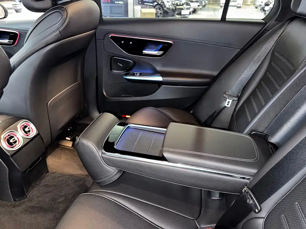 Mercedes-Benz C-Class 2022 — фото 44