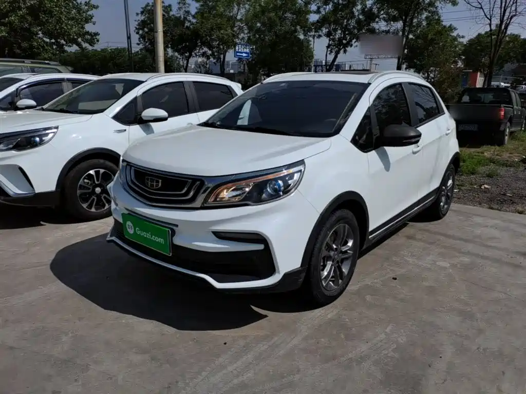 Geely Vision X3 2021 — фото 1