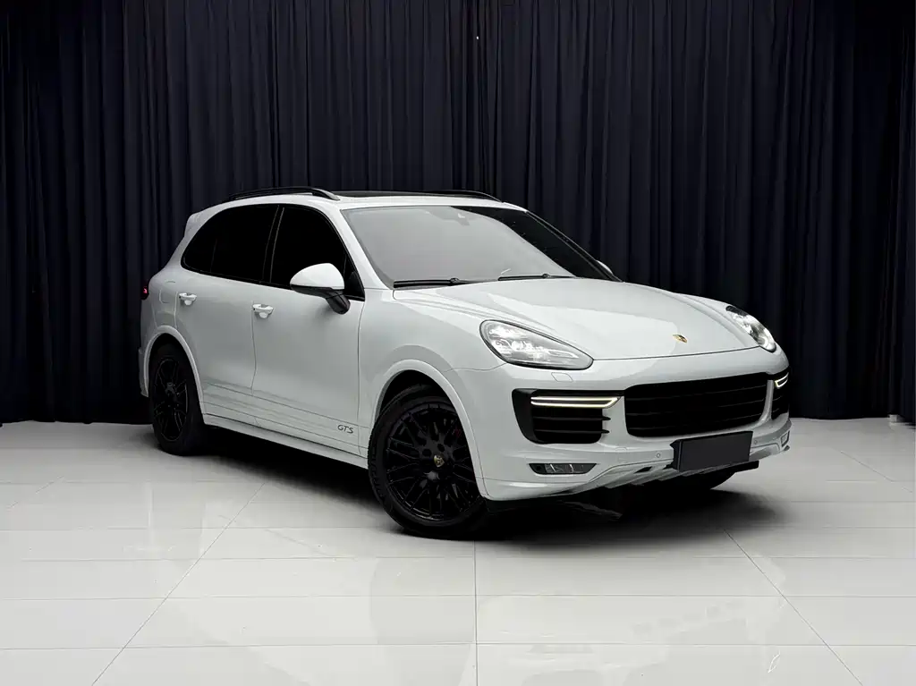 Porsche Cayenne 2016 — фото 3