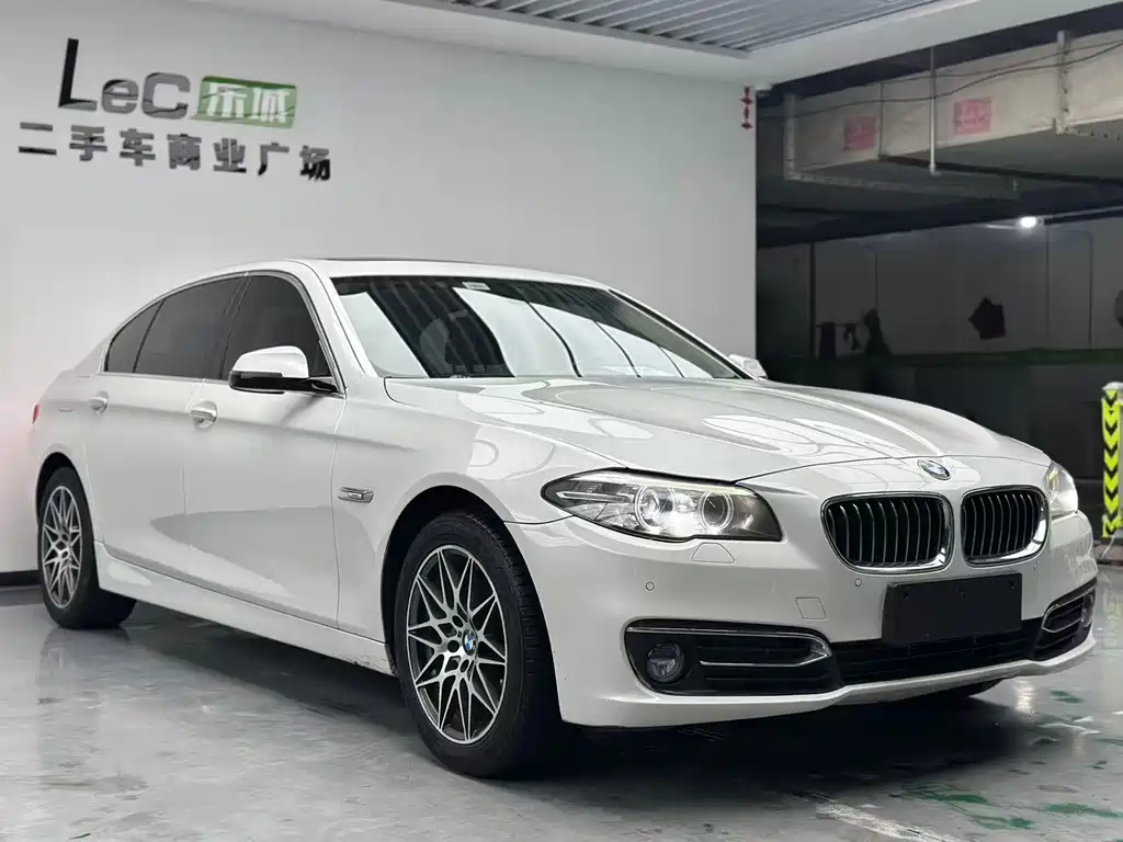 BMW 5 Series 2016