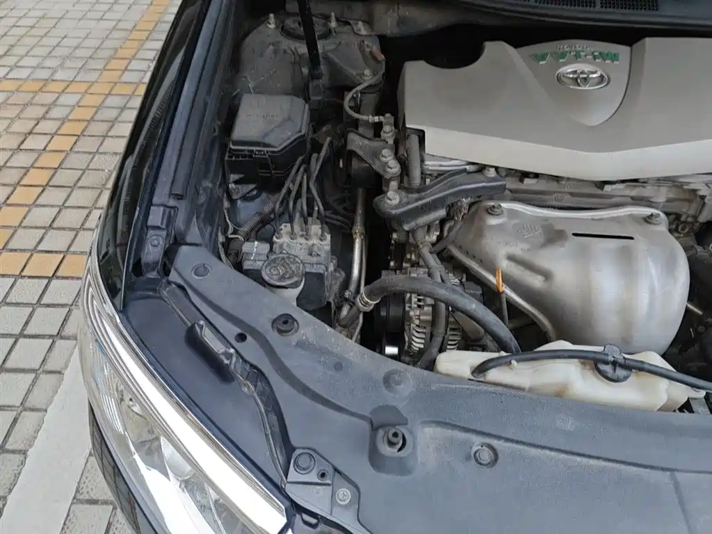 Toyota Camry 2017 — фото 21