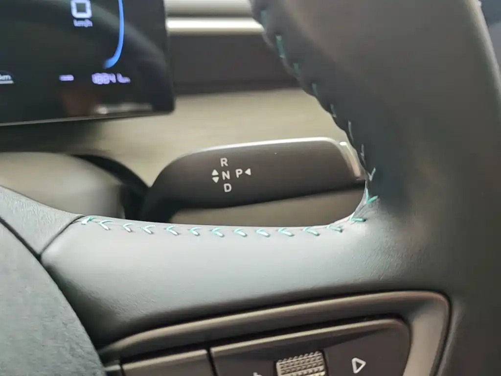 BYD Seal 05 DM-i 2025 — фото 14