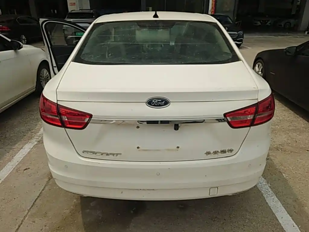 Ford Escort 2017