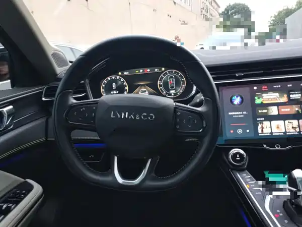 Lynk & Co 05 2021