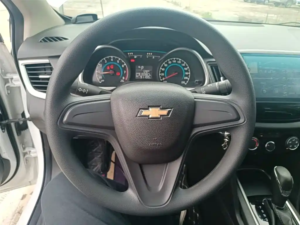 Chevrolet Cavalier 2018 — фото 11