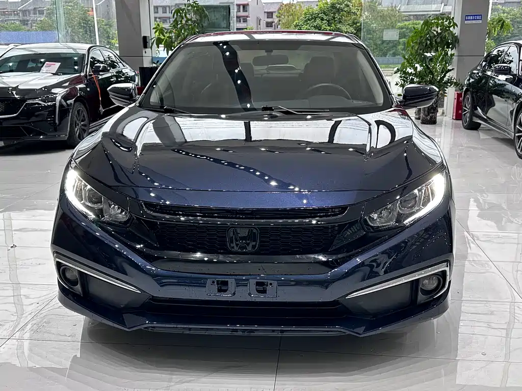 Honda Civic 2019 — фото 2