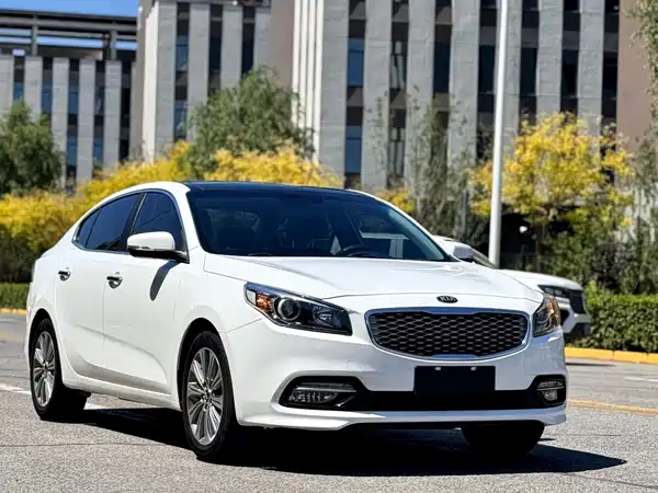 Kia K4 2017