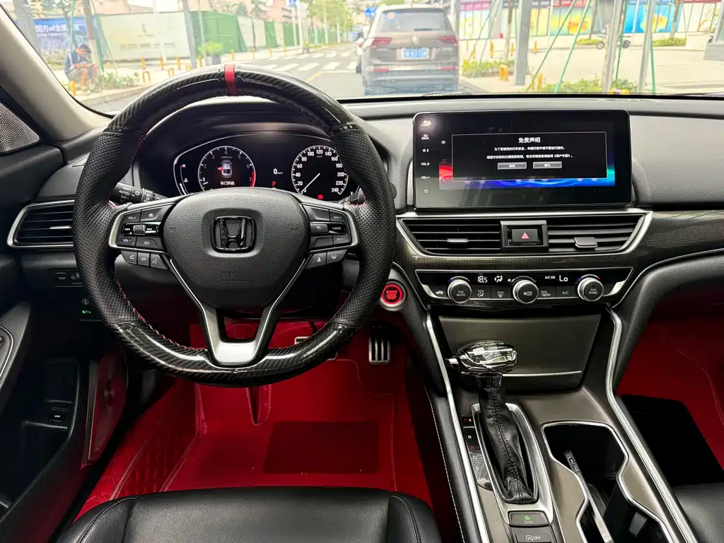 Honda Accord 2022 — фото 13