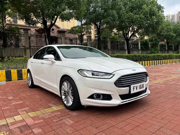 Ford Mondeo 2014